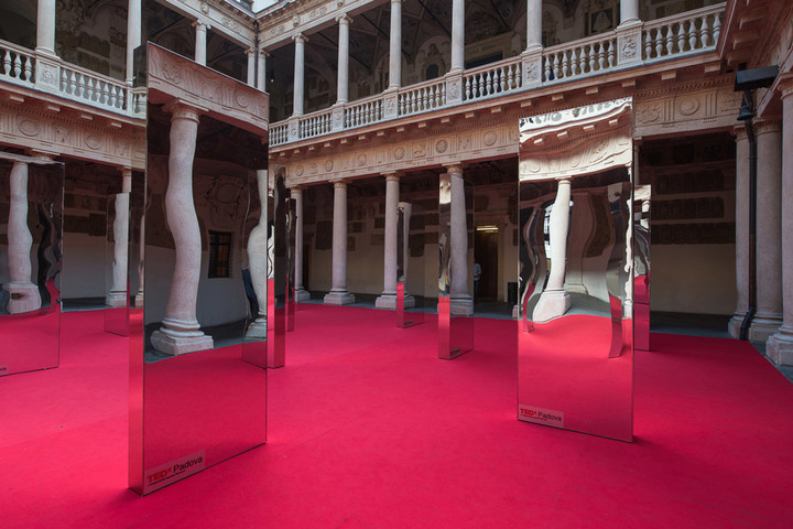INNOVATION HALL By Tedx Padova in Palazzo BO INNOVATION HALL By Tedx Padova in Palazzo BO